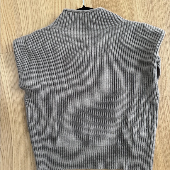 En Saison Sweater Pullover with shoulder pads Size: XS - Picture 3 of 10